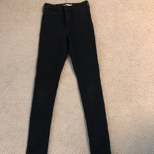 High waisted, black skinny pacsun jeans